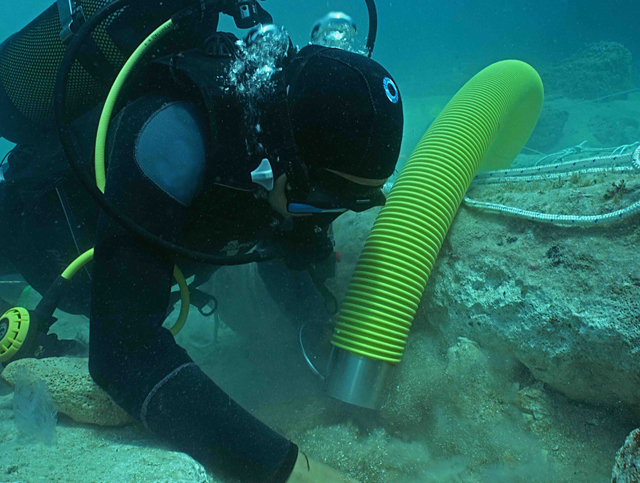 dragado en los fondos marinos de Canarias