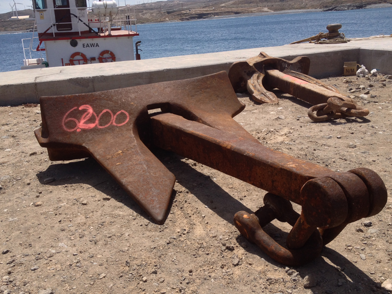 ancla de 6200 kg para maniobras en Canarias