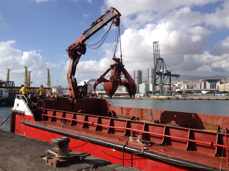 alquilar pulpo de dragado en Canarias