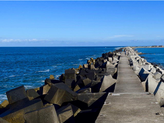 trabajos submarinos: construcción de escolleras
