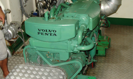 barco para obras marítimas